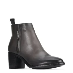 EOS Footwear Ankle Boots><noscript><img width=