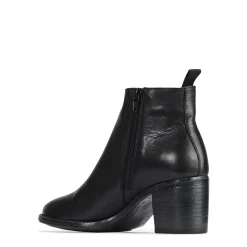 EOS Footwear Ankle Boots><noscript><img width=