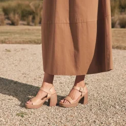 EOS Footwear Block Heels|Heeled Sandals>SPIGA LEATHER BLOCK HEEL SANDALS
