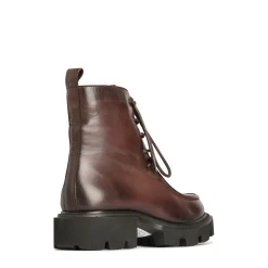 EOS Footwear Ankle Boots><noscript><img width=