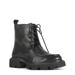 EOS Footwear Ankle Boots><noscript><img width=