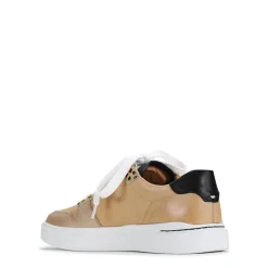 EOS Footwear Flat Sneakers><noscript><img width=