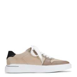 EOS Footwear Flat Sneakers><noscript><img width=