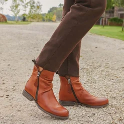 EOS Footwear Ankle Boots>WILDS
