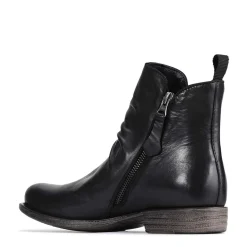 EOS Footwear Ankle Boots><noscript><img width=