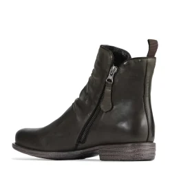 EOS Footwear Ankle Boots><noscript><img width=
