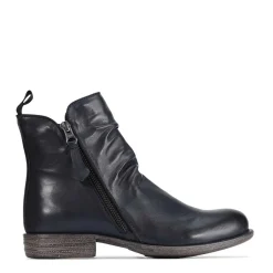 EOS Footwear Ankle Boots><noscript><img width=