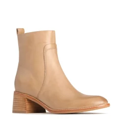 EOS Footwear Ankle Boots><noscript><img width=