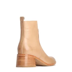 EOS Footwear Ankle Boots><noscript><img width=
